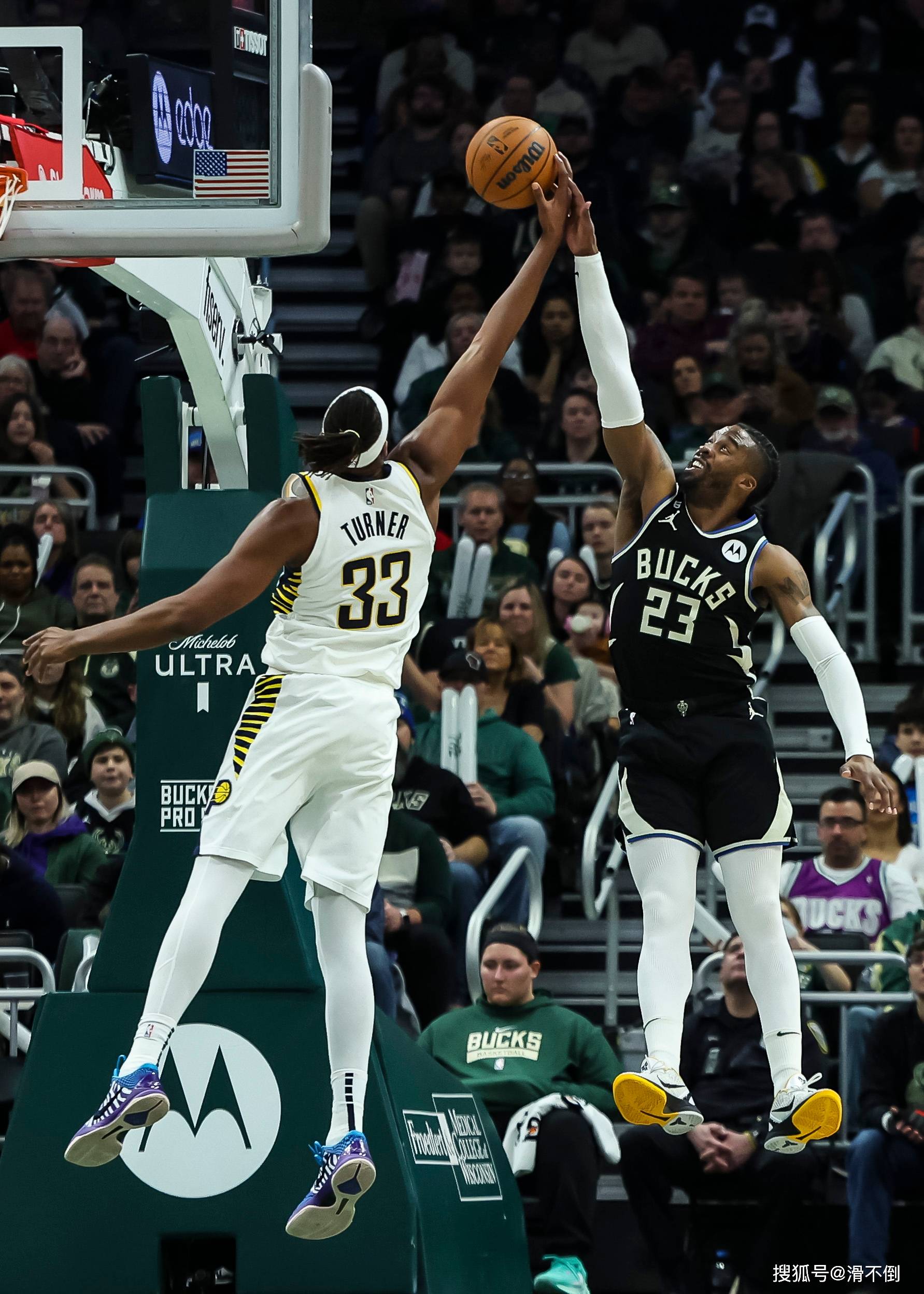 星空体育竞技-包含雄鹿主场压哨绝杀热火，字母哥独得35分的词条