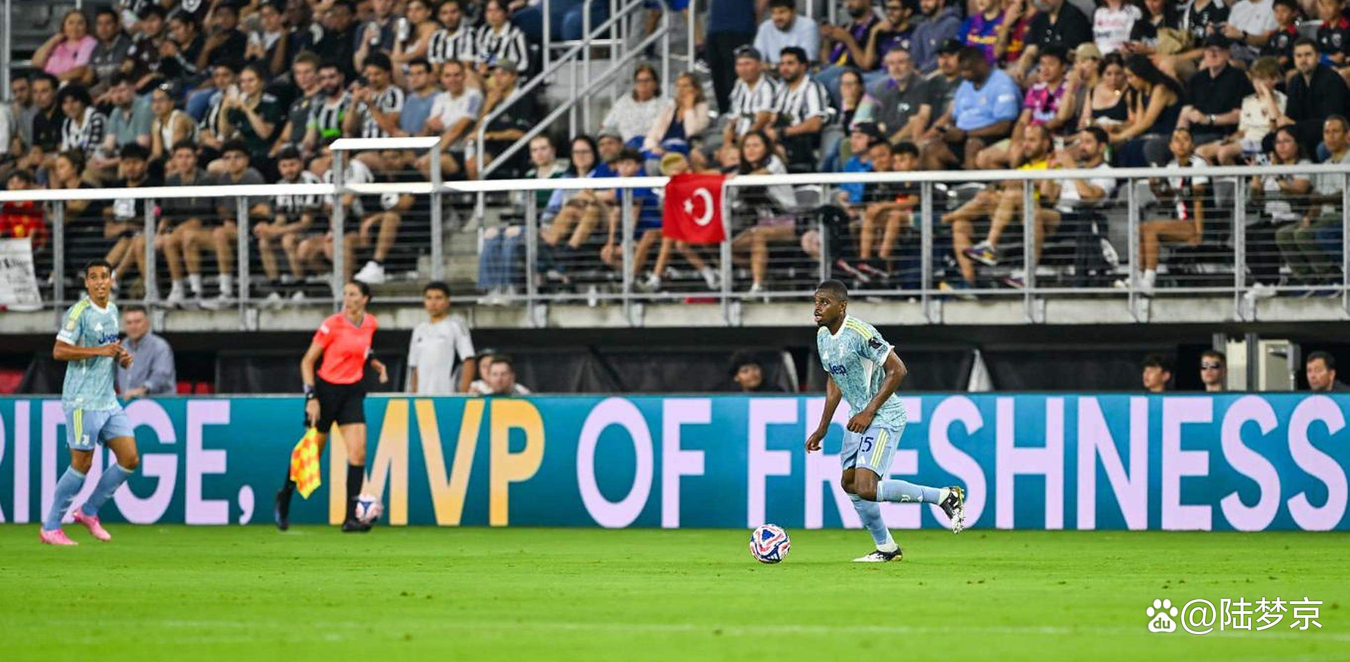 星空体育中国官网-关于尤文图斯客场告捷，稳步晋级取得关键胜利的信息