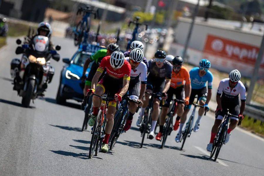 星空体育地址-土耳其队突围成功，实力引人注目