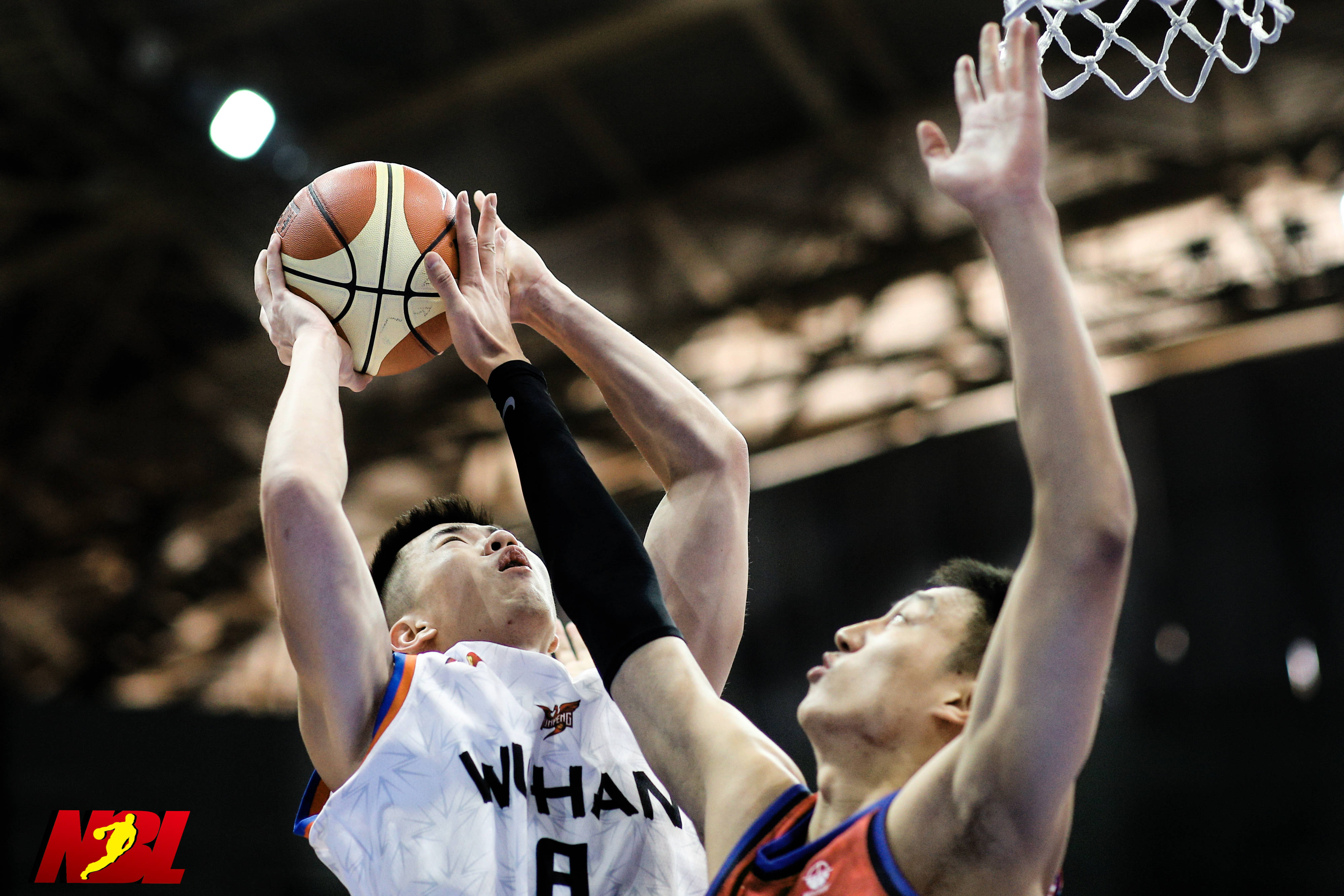 星空体育娱乐-包含精彩瞬间回放，球队精神面貌焕然一新的词条