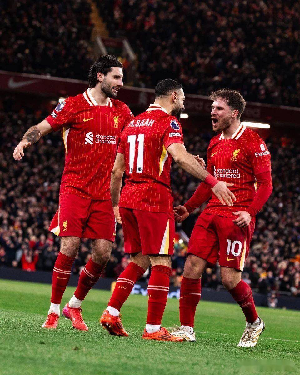 星空体育中国官网-利物浦巴黎圣日耳曼展开巅峰对决